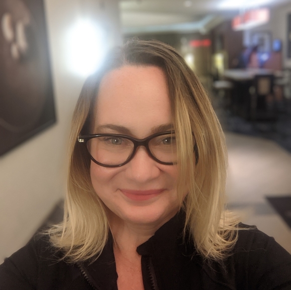 Meet your Posher, Dev - Picture 3 of 8